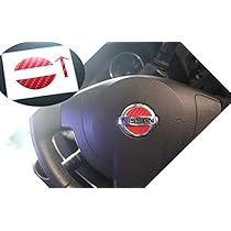 MOMO ステアリング Nismo エンブレム付き MOMO ステアリング Nismo エンブレム付き MOMO ステアリング
